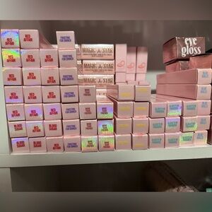 Jeffree Star Supreme Gloss of your choice